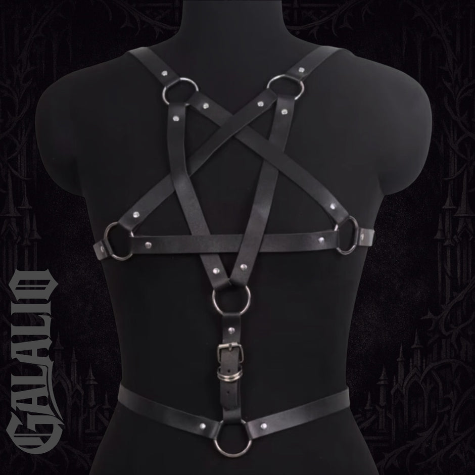 Women Goth Harness Pu Leather Studded Decor Harness Adjustable Harness