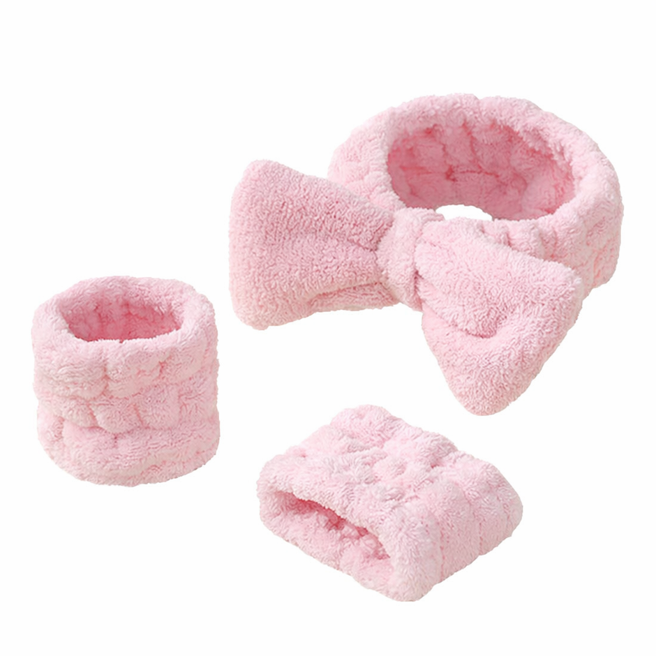 A Face Wash Set of Spa Headband and Wrist Washband