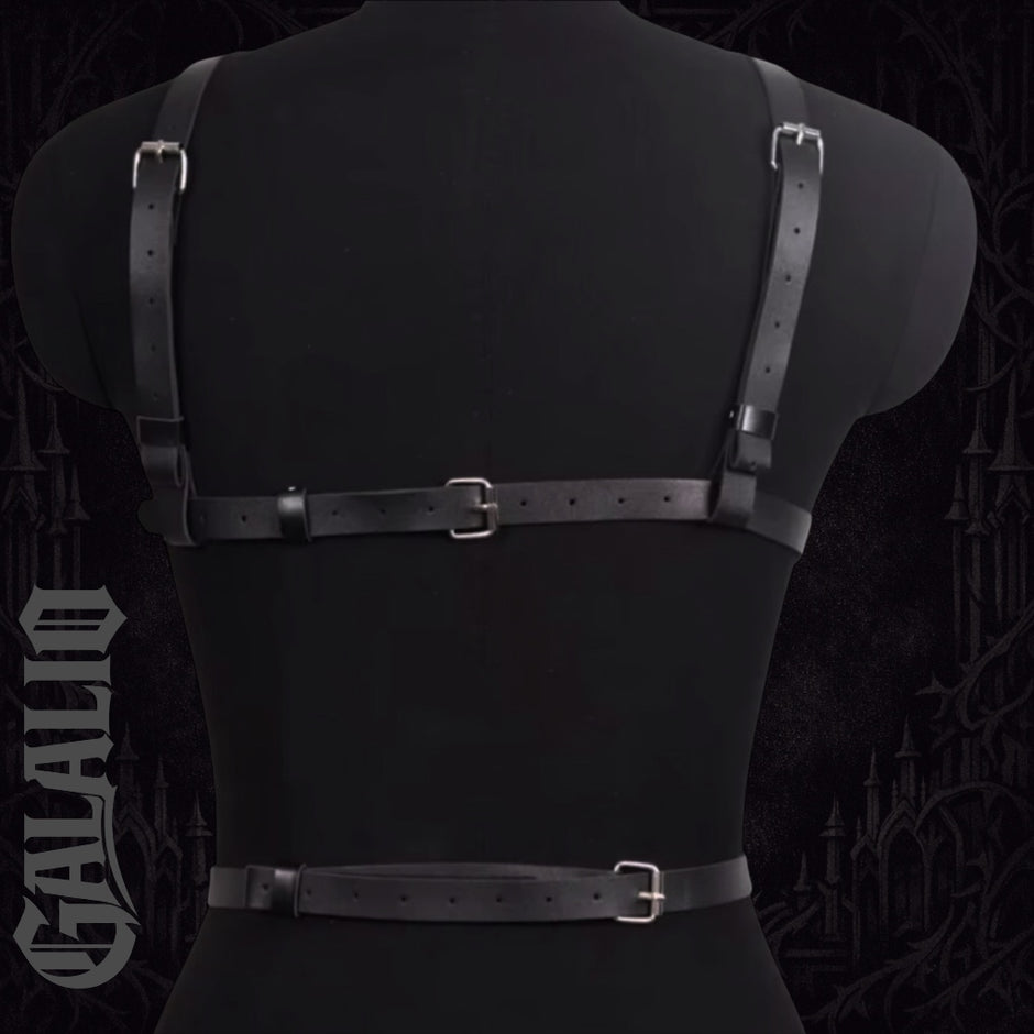 Women Goth Harness Pu Leather Studded Decor Harness Adjustable Harness