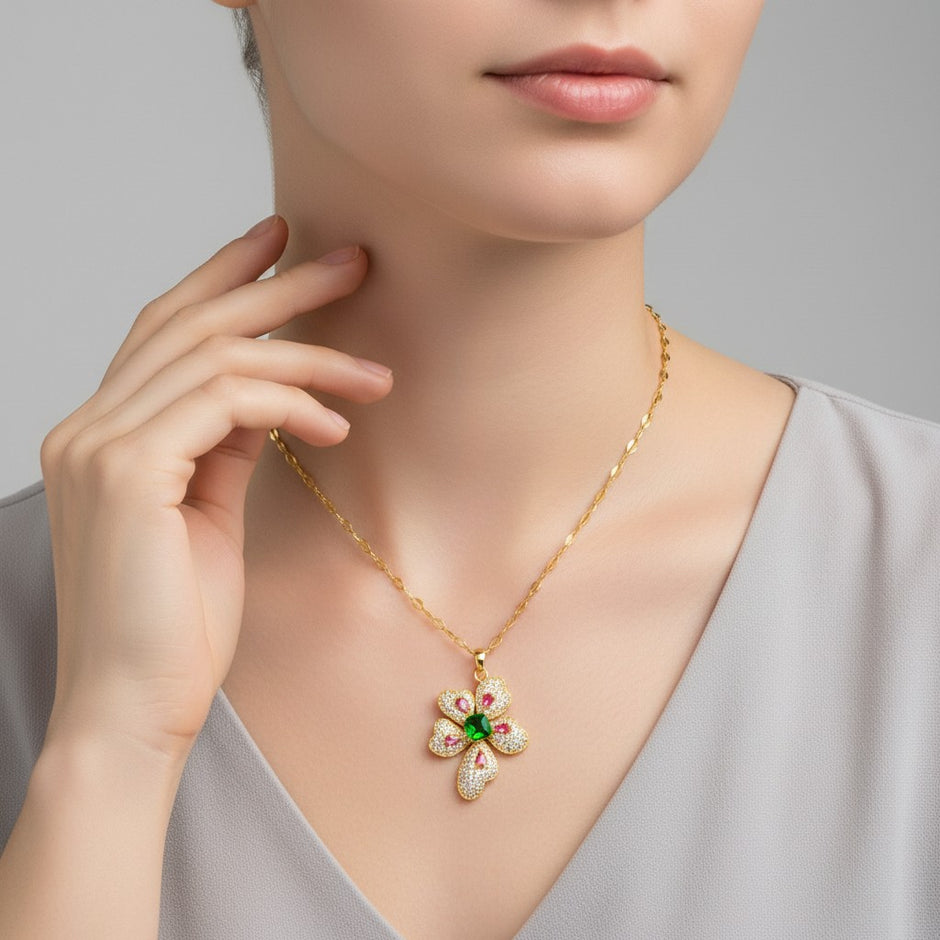 Women Rhinestone Stainless Steel Flower Pendant Necklace