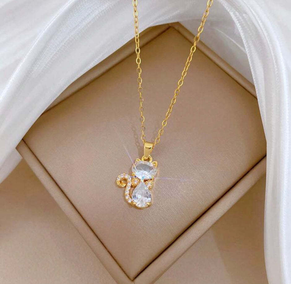 Women Inlaid Rhinestone Cat Fashion Light Luxury Style Elegant Necklace