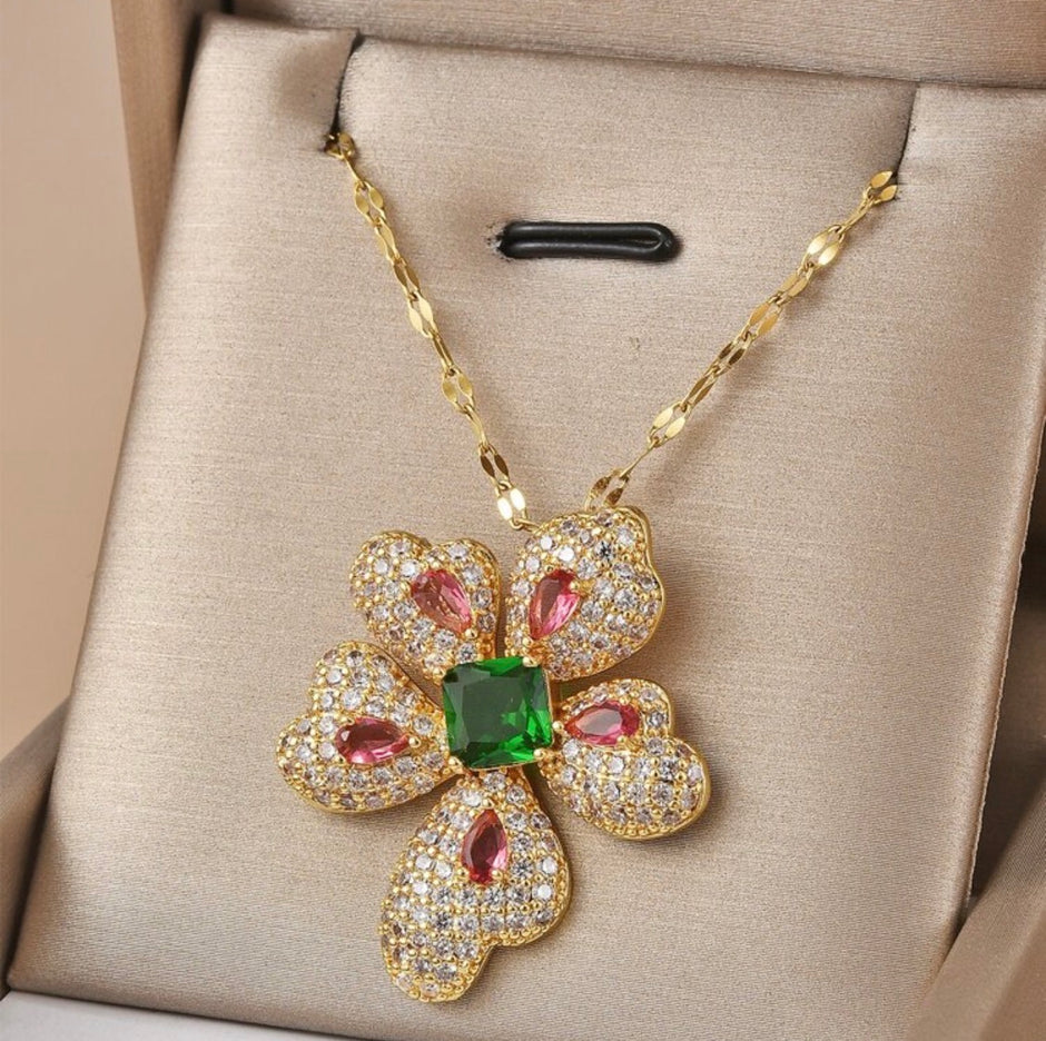 Women Rhinestone Stainless Steel Flower Pendant Necklace