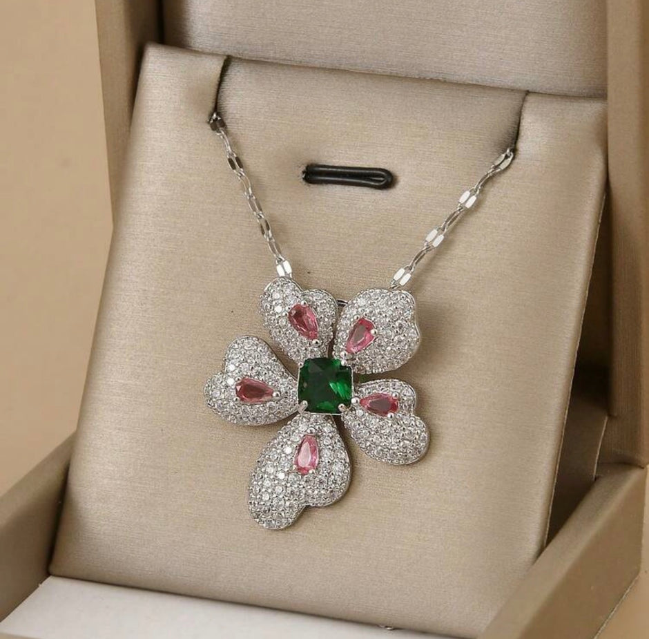 Women Rhinestone Stainless Steel Flower Pendant Necklace