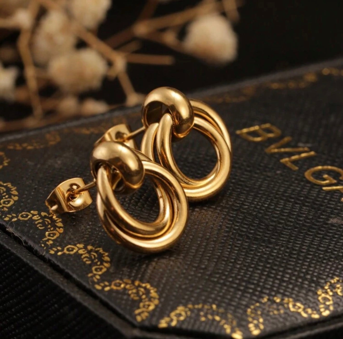 1Pair Women Stainless Steel Twisted Hoop Earrings