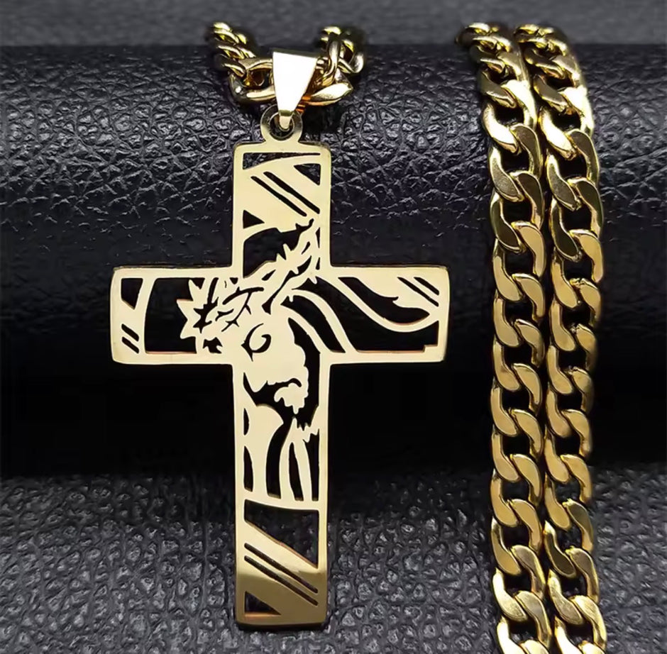 Men Stainless Steel Crown of Thorns Jesus Cross Necklace
