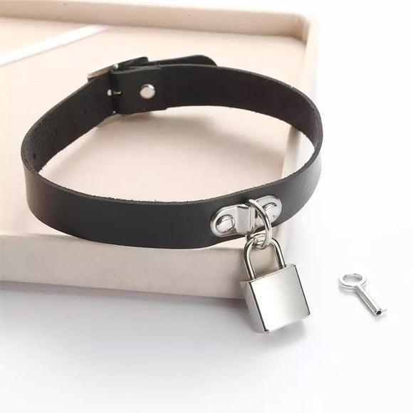 Women Goth Leather Choker Necklace