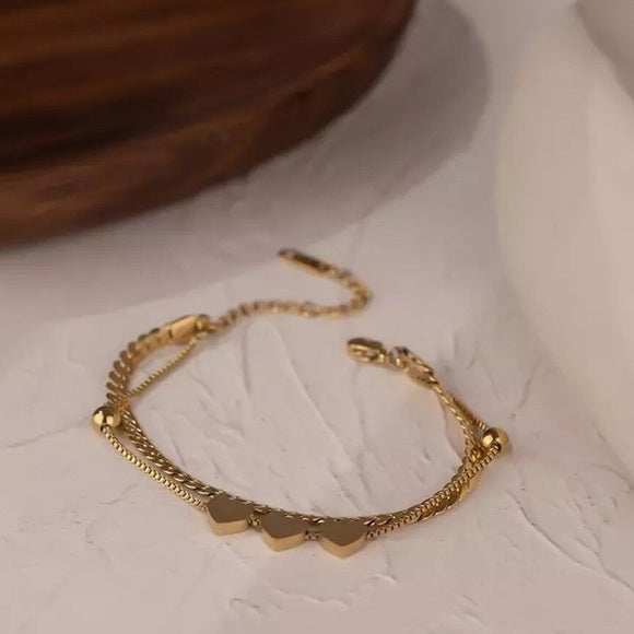 Women Charm Heart Round Pendant Bracelet