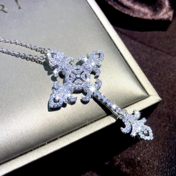 Unisex 925 Sterling Silver Plated Luxury Cross